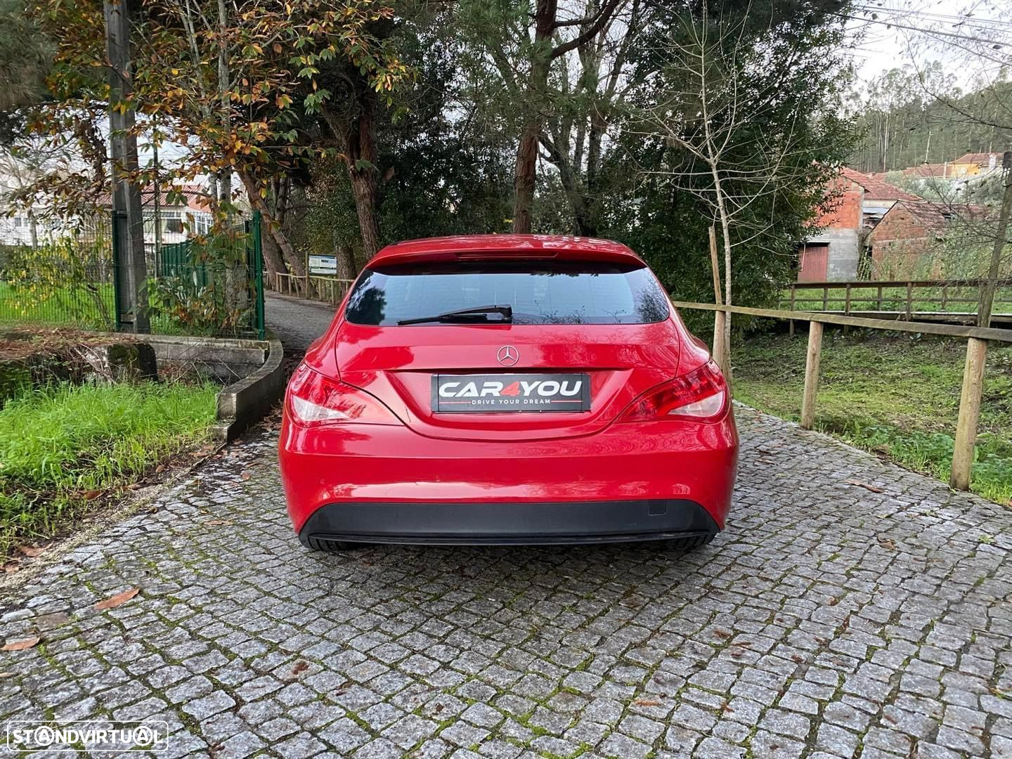 Mercedes-Benz CLA 200 d Shooting Brake Urban - 8