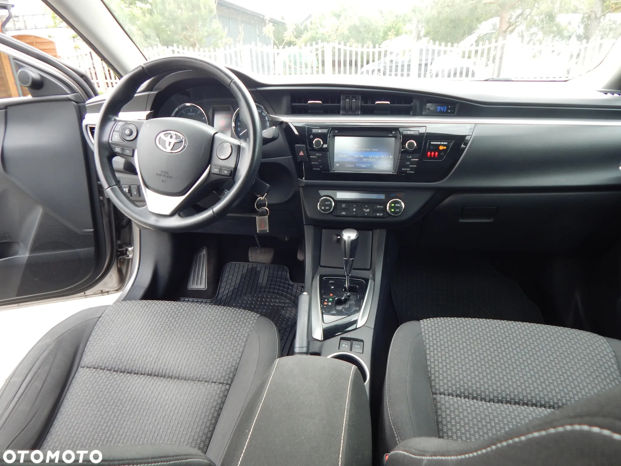 Toyota Corolla 1.6 Comfort MS - 17