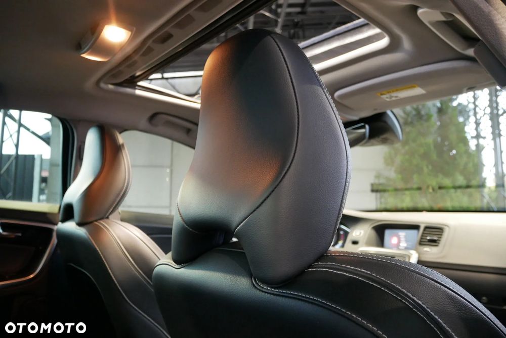 Volvo S60 T5 Geartronic - 31