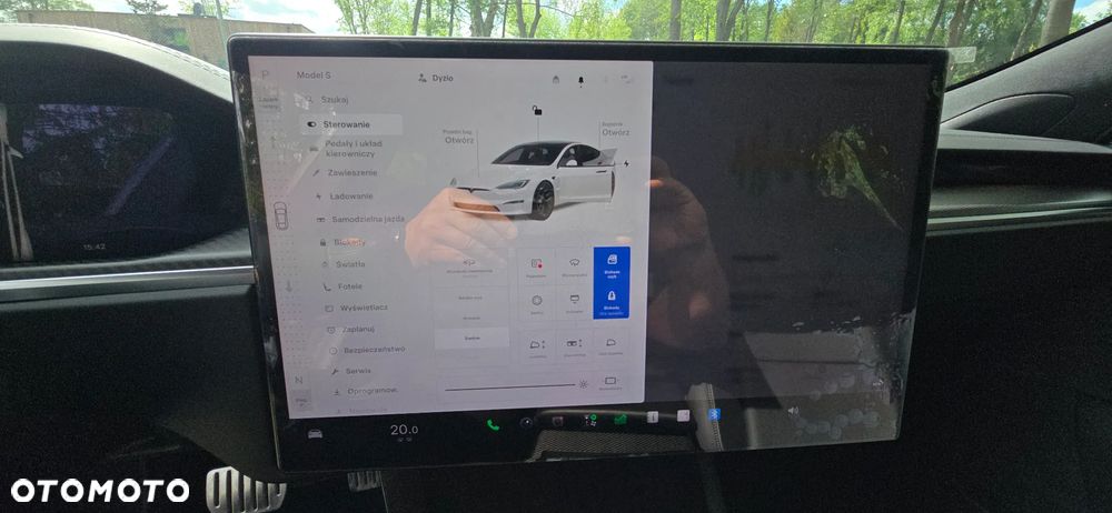 Tesla Model S - 20