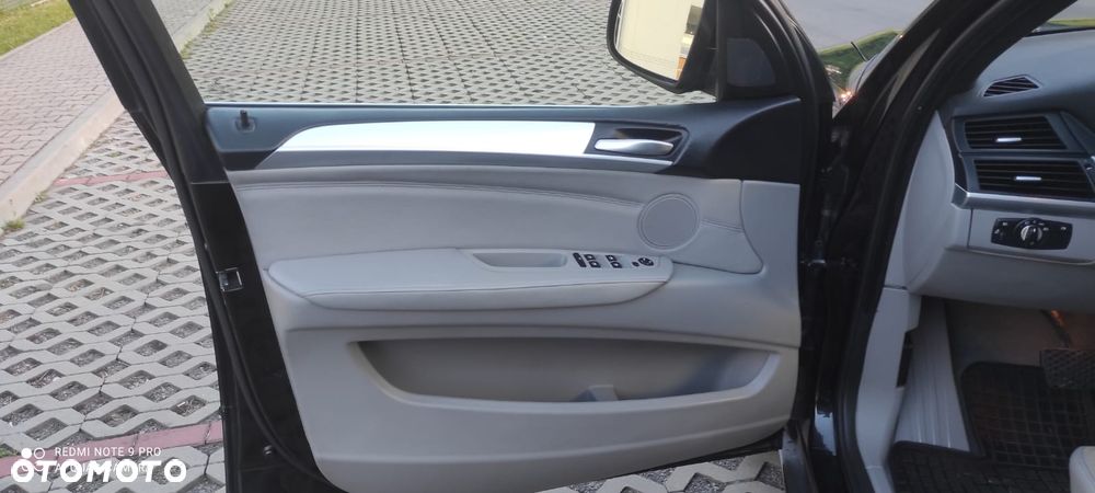 BMW X5 3.0d xDrive - 36