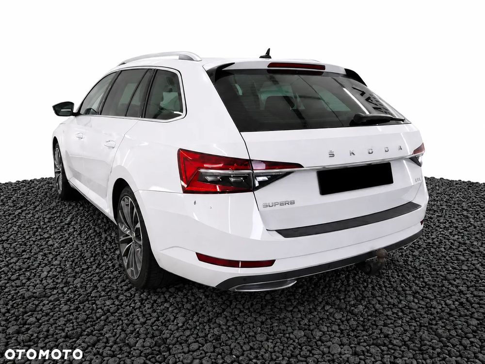 Skoda Superb 2.0 TDI SCR 4x4 L&K DSG - 4