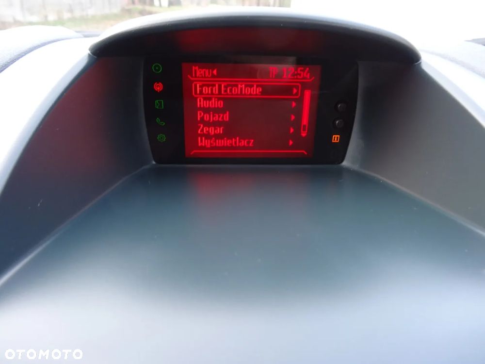 Ford Fiesta 1.25 Titanium EU5 - 23