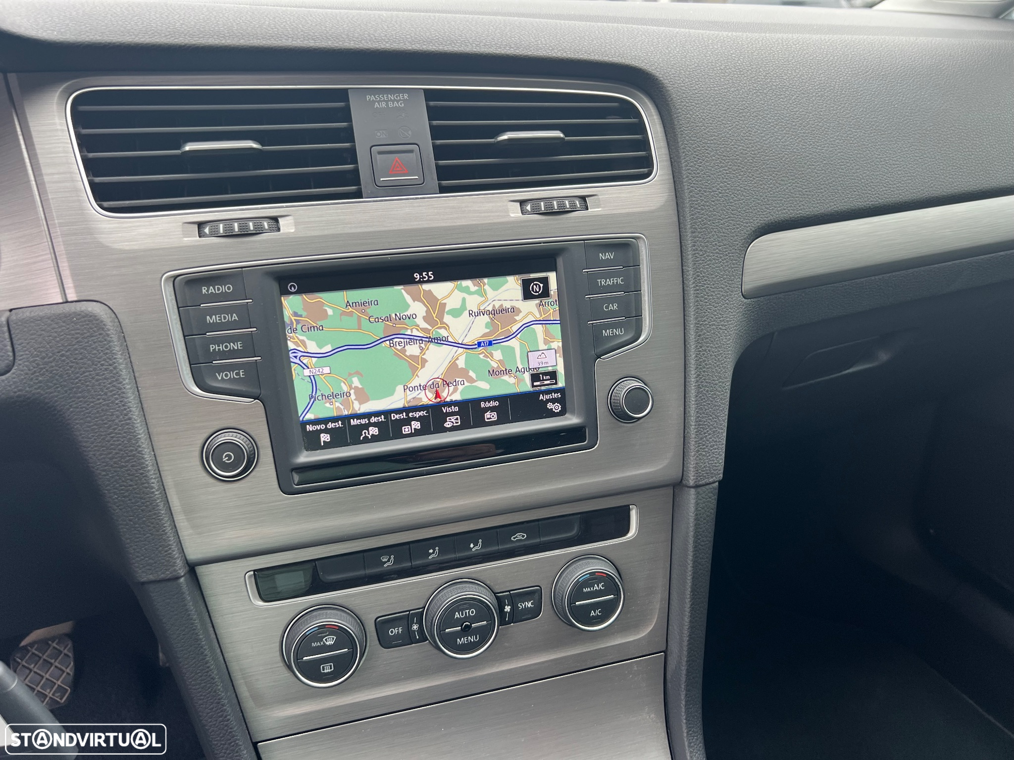 VW Golf 1.6 TDi Highline - 13