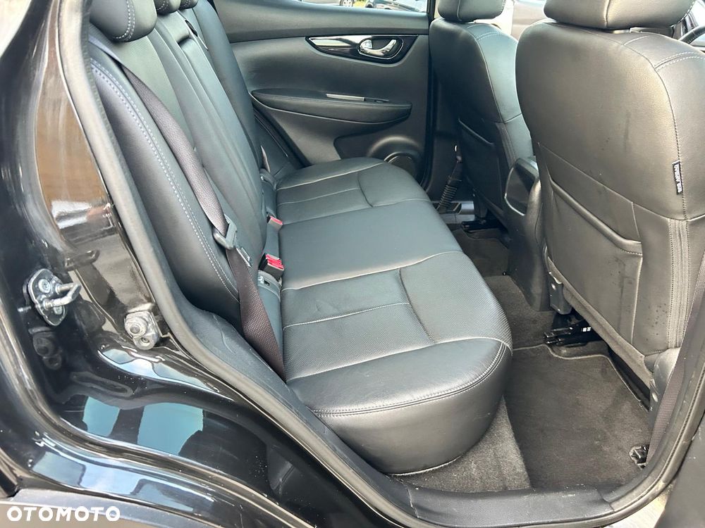 Nissan Qashqai 1.6 DCi Tekna Xtronic - 26