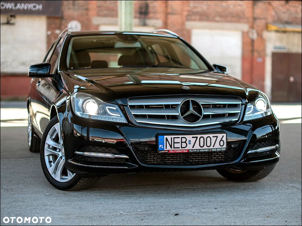 Mercedes-Benz Klasa C 180 BlueEFFICIENCY 7G-TRONIC Avantgarde - 2