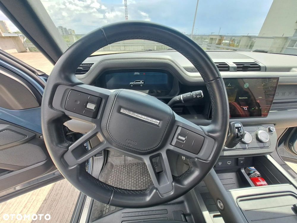 Land Rover Defender 2.0 P300 X-Dynamic HSE - 13