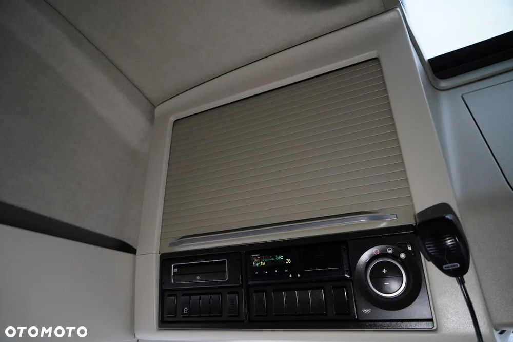 Volvo FH 460 /  LOWDECK / MEGA / I-SHIFT - 32