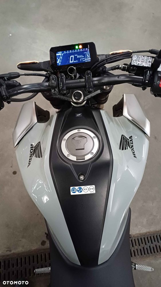 Honda CB - 7