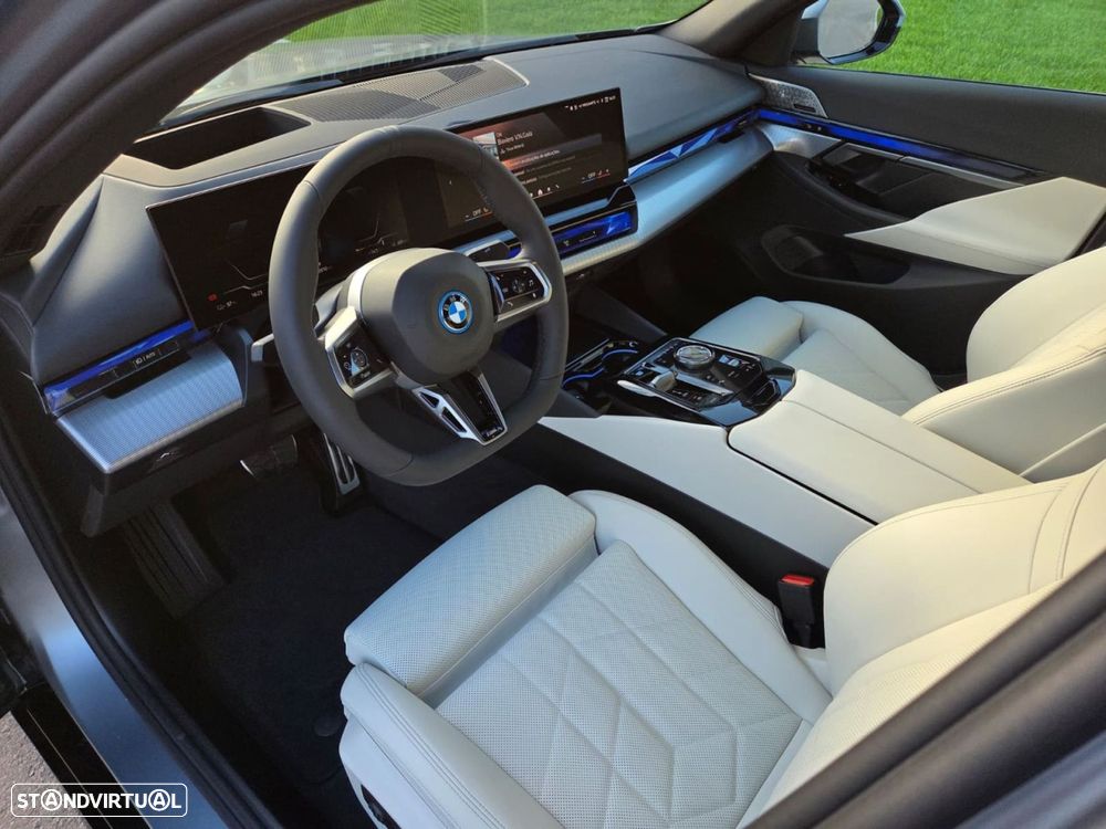 BMW i5 eDrive40 Pack Desportivo M Pro - 6