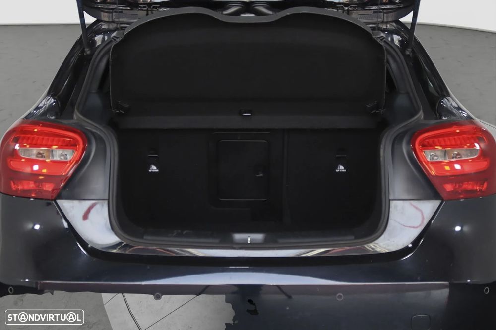 Mercedes-Benz A 180 - 15