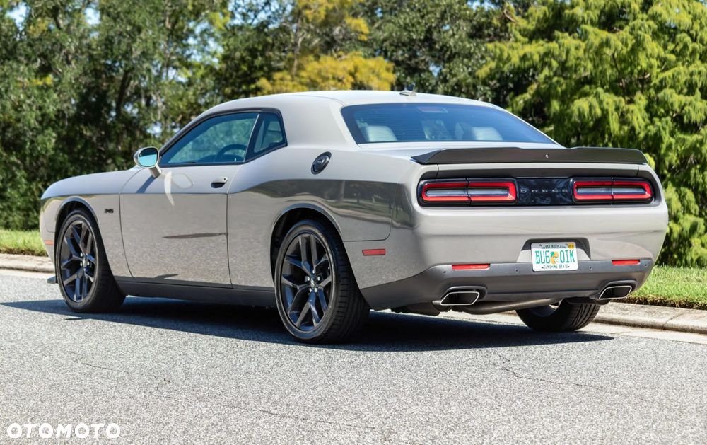 Dodge Challenger 2018 photo 5