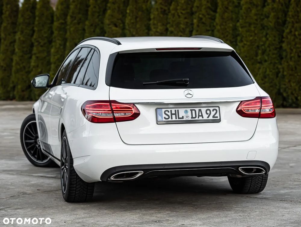 Mercedes-Benz Klasa C 180 9G-TRONIC AMG Line - 8