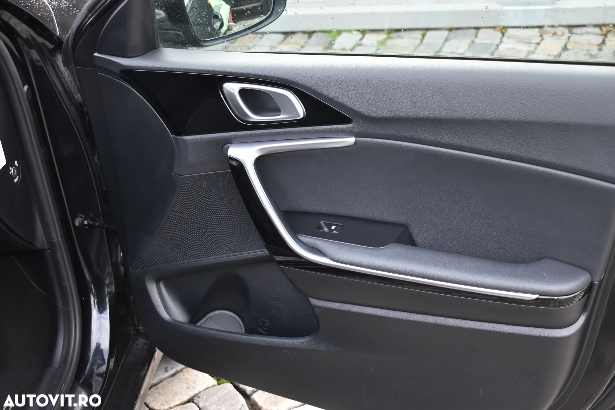 Kia Ceed SW 1.6 GDI DCT OPF Plug-in-Hybrid Platinum Edition - 36