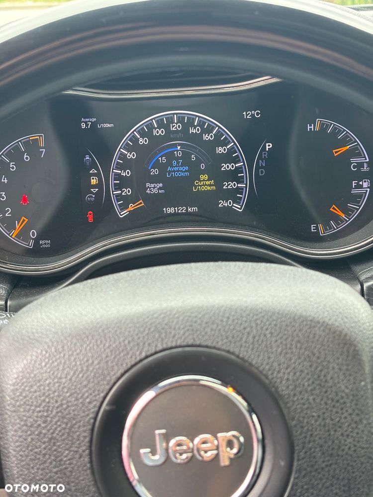 Jeep Grand Cherokee - 20