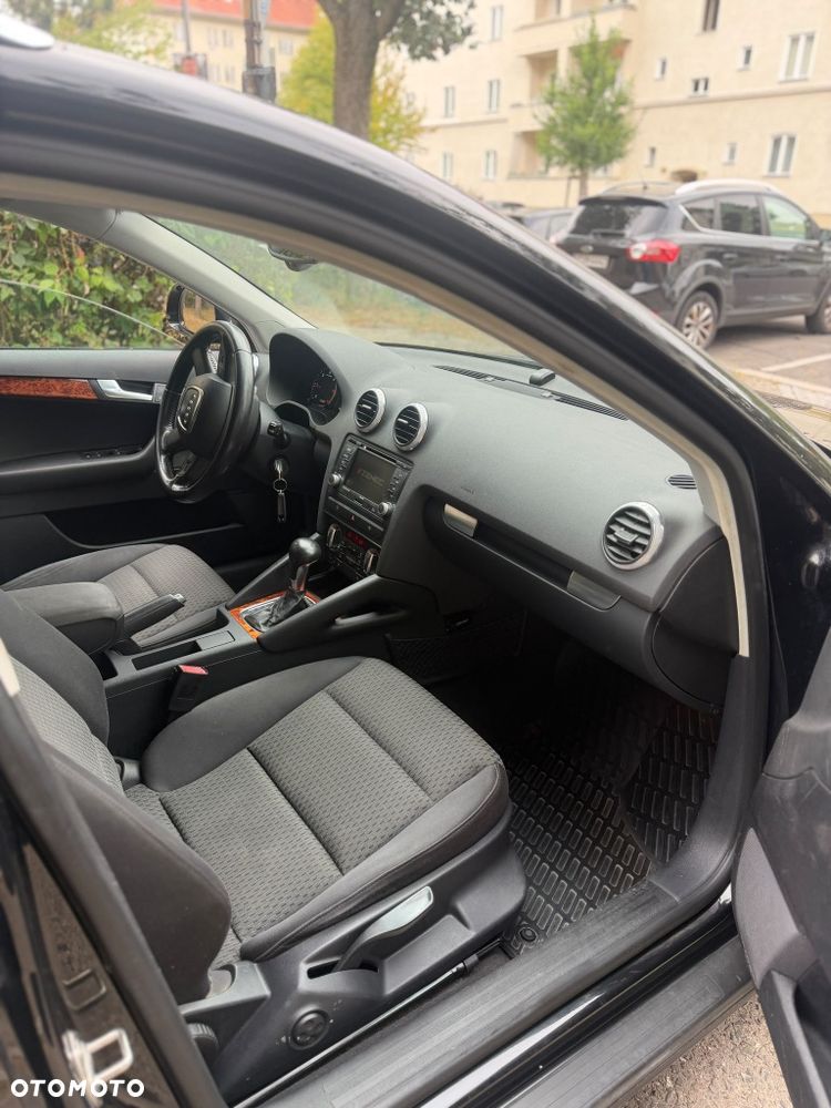 Audi A3 Sportback - 6