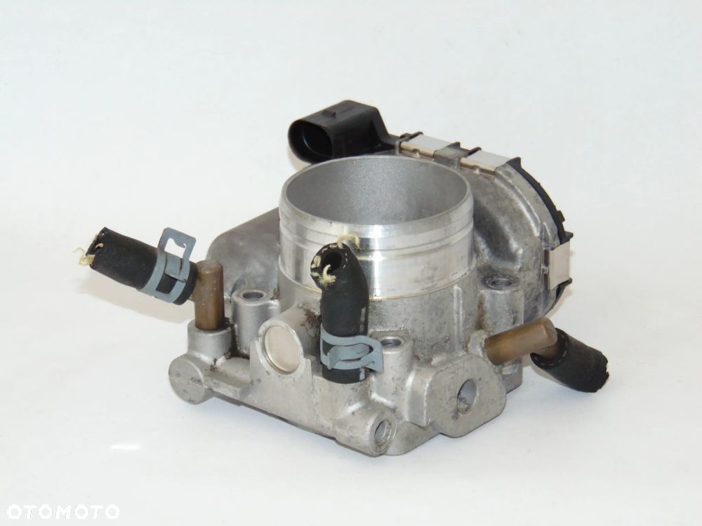 ORYGINAŁ przepustnica 06A133062Q 0280750061 VW Volkswagen Golf 4 IV Bora New Beetle Skoda Octavia I benzyna 2.0 - 6