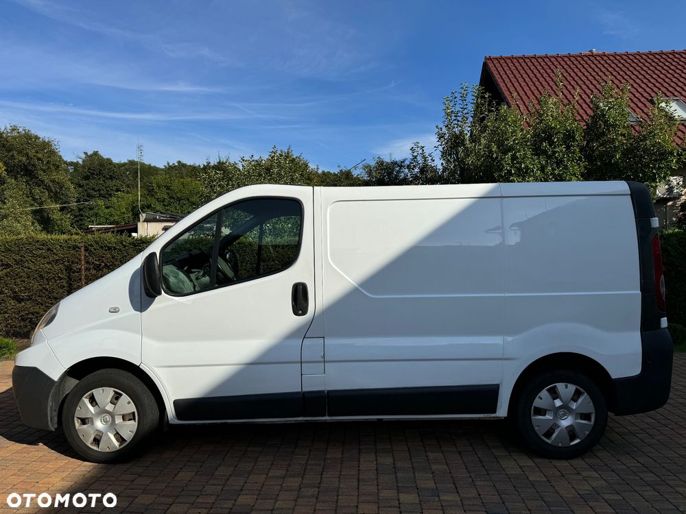 Renault Trafic - 2