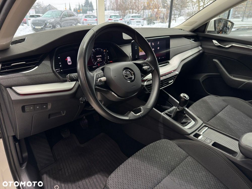 Skoda Octavia 1.5 TSI ACT Style - 8