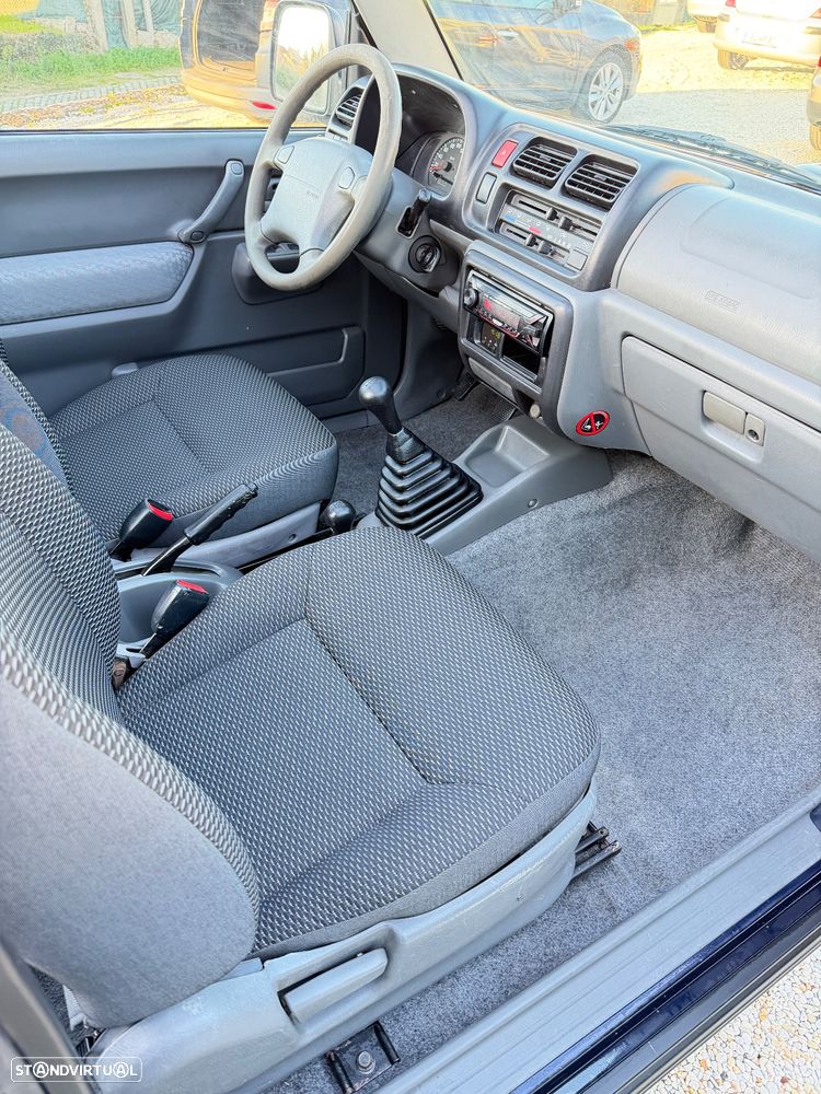 Suzuki Jimny 1.5 DDiS JLX Hard Top - 12