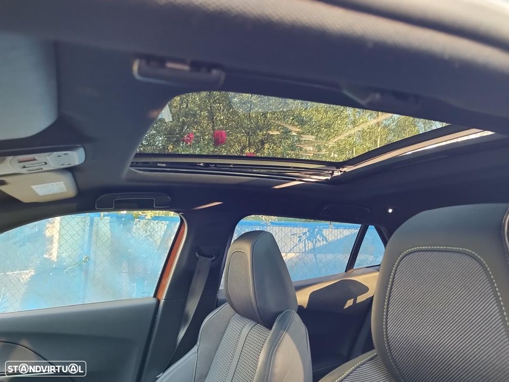 Peugeot 2008 1.2 PureTech GT Line EAT8 - 7