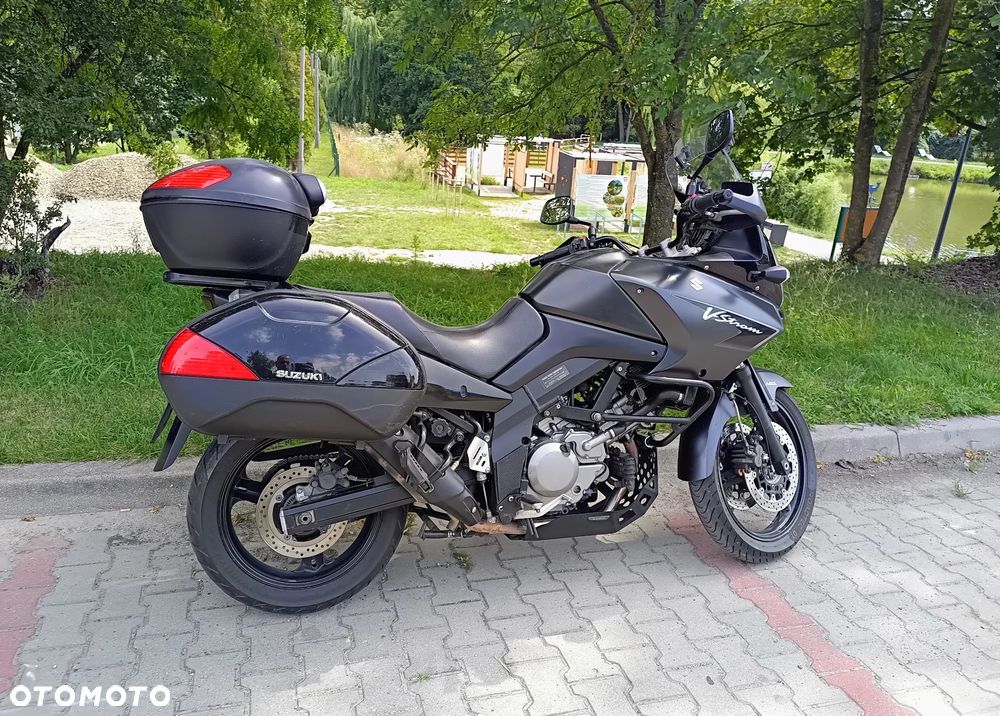 Suzuki V-STROM - 2