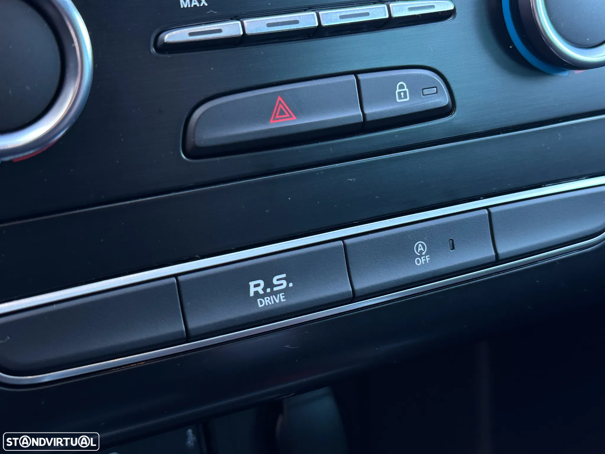 Renault Mégane 1.8 TCe R.S. EDC - 46