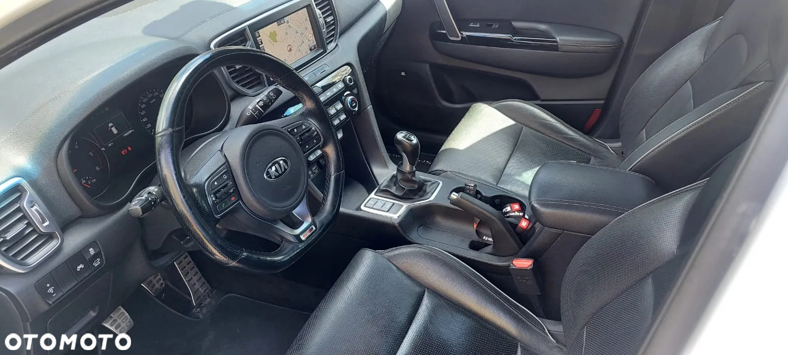 Kia Sportage 2,0 CRDI AWD GT Line - 9