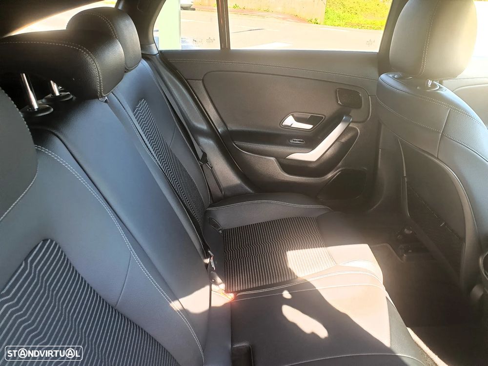 Mercedes-Benz CLA 180 d Progressive - 37