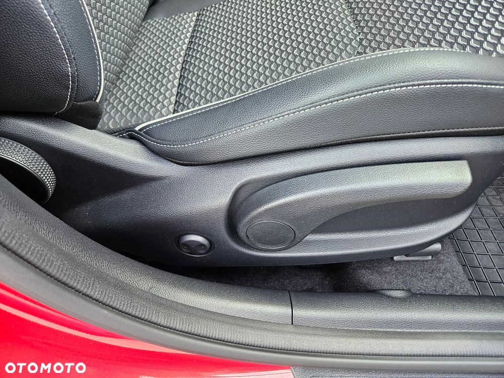 Kia Ceed 1.5 T-GDI Tribute DCT - 31