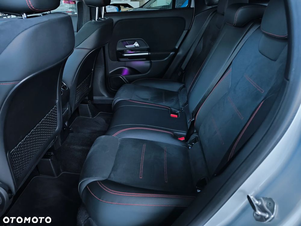 Mercedes-Benz GLA 200 AMG Line - 18