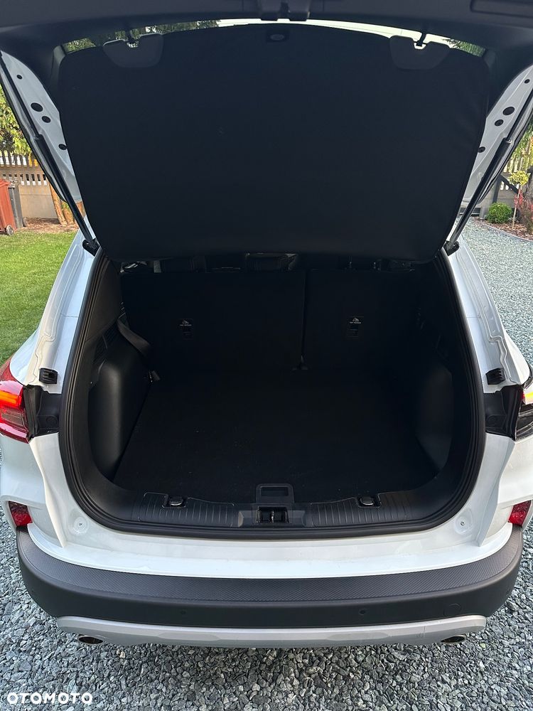 Ford Kuga 2.5 FHEV FWD Titanium eCVT - 23