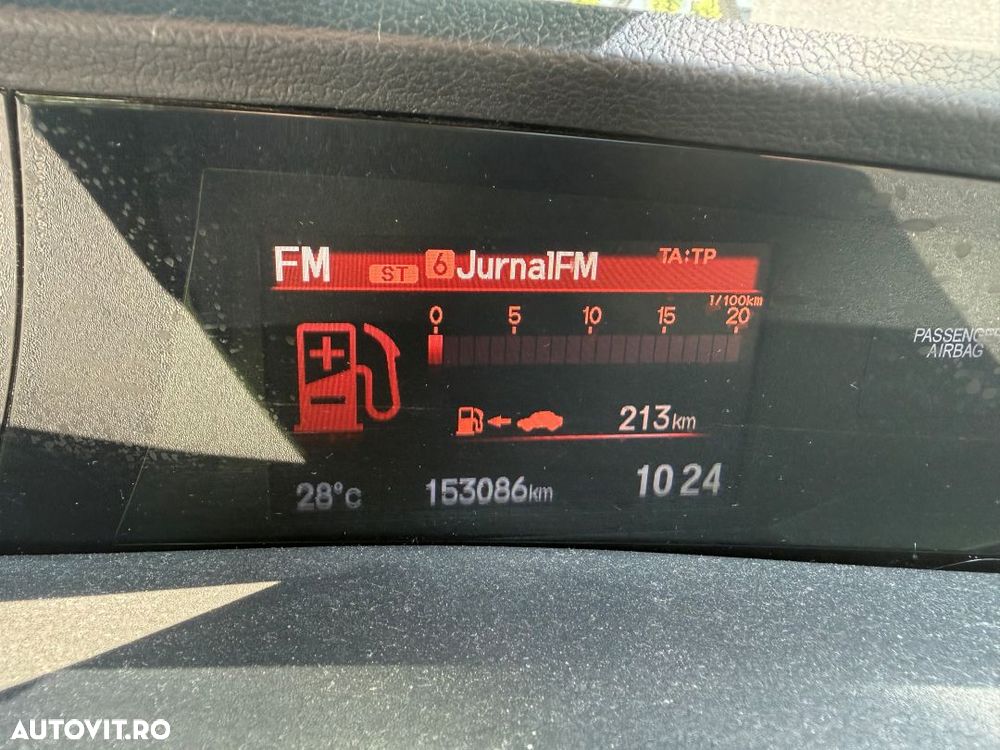 Honda Civic 1.4 i-VTEC MT Comfort - 10