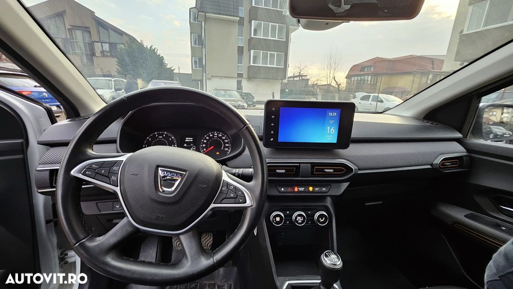 Dacia Sandero TCe 90 MT6 Comfort - 9