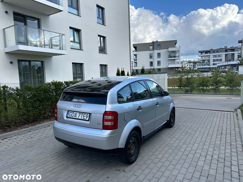 Audi A2 1.4 - 6