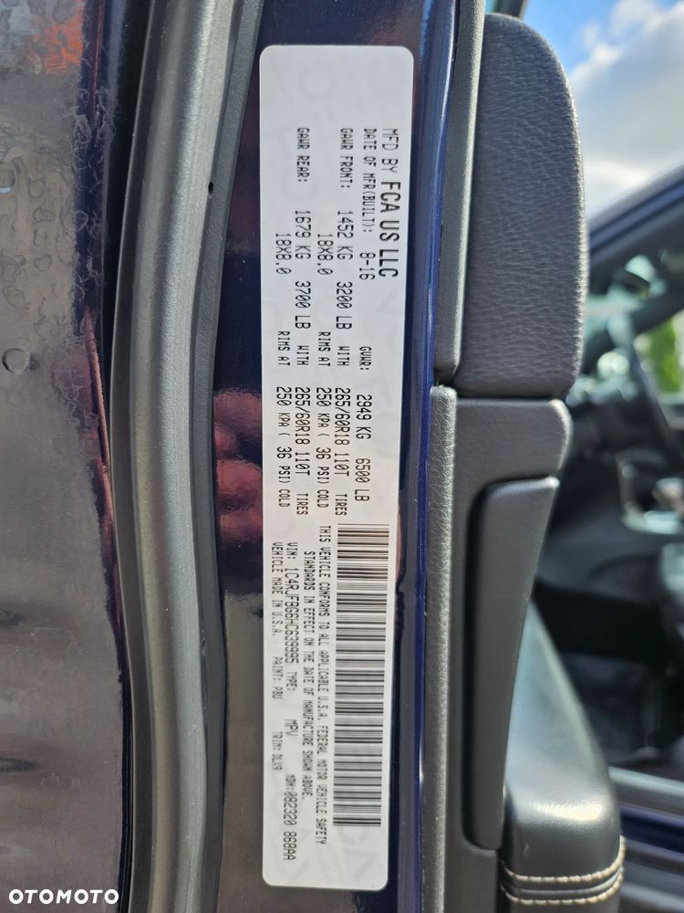 Jeep Grand Cherokee - 21