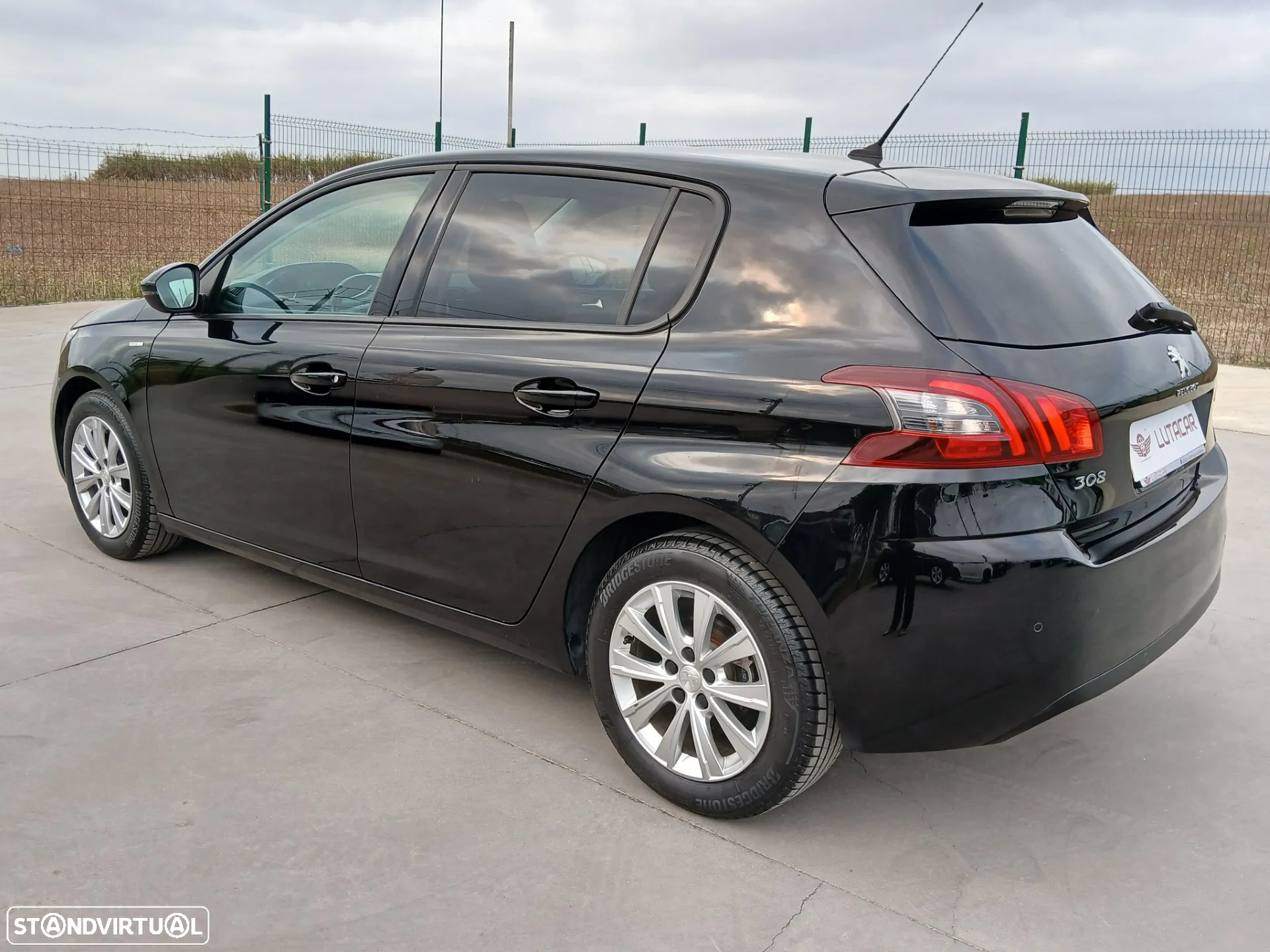 Peugeot 308 1.5 BlueHDi Style - 4