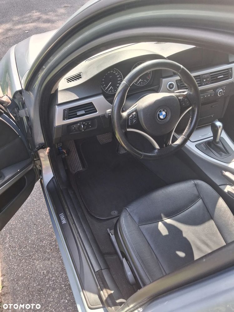 BMW Seria 3 - 16