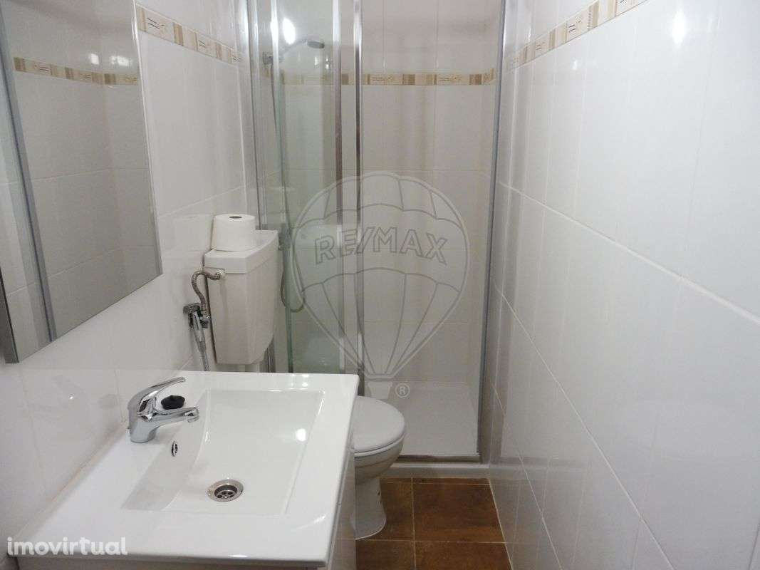 Moradia T1 para venda - Grande imagem: 4/19