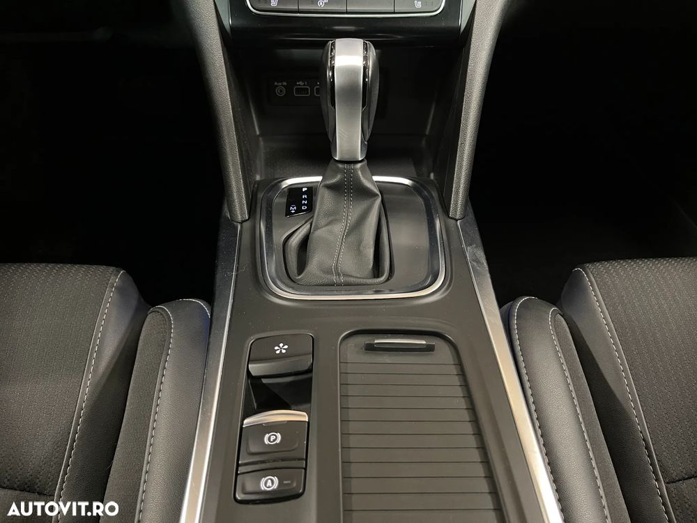 Renault Megane Blue dCi 116 EDC Intens - 21