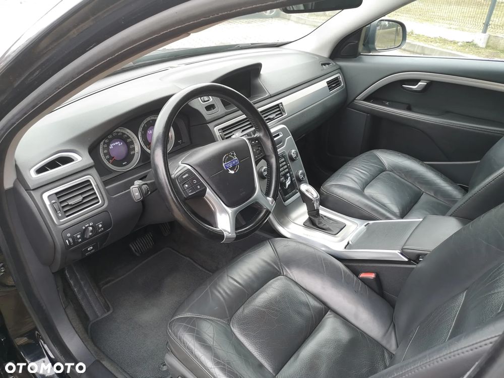 Volvo V70 T4 Momentum - 15