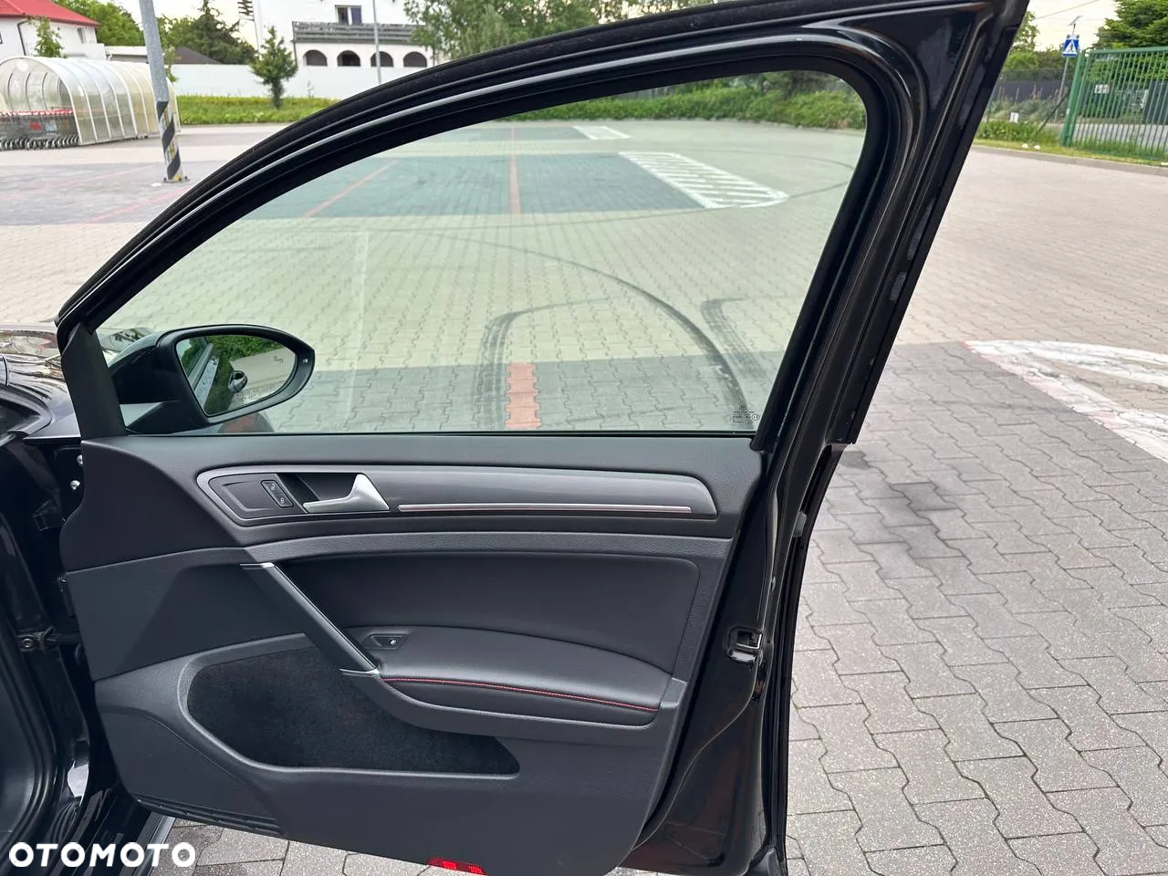 Volkswagen Golf - 30
