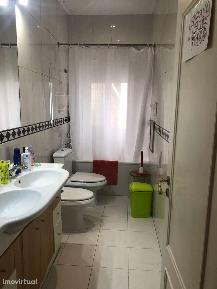 Quarto nas Amoreiras/Campolide - Grande imagem: 5/9