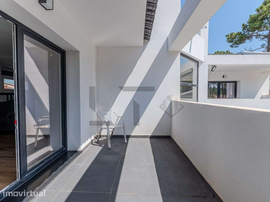 Moradia T4 com Piscina e Garagem para Venda na Verdizela, Charneca ... - Grande imagem: 4/43