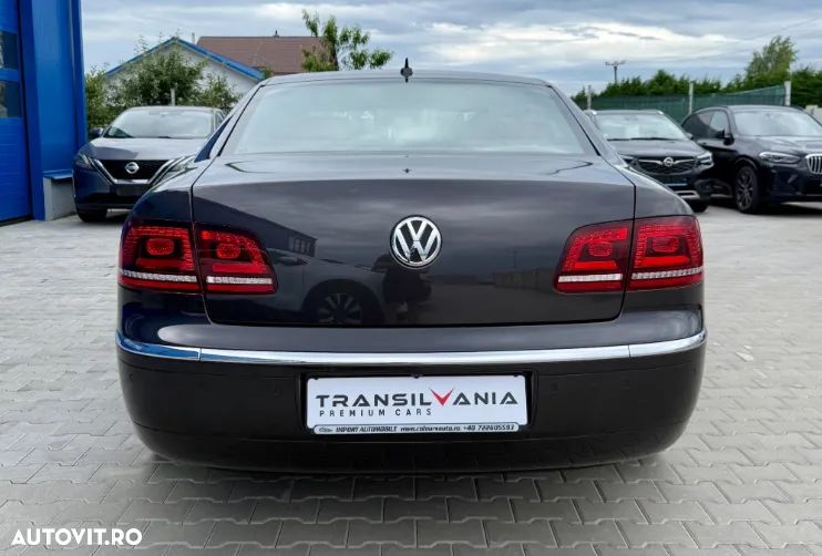 Volkswagen Phaeton 3.0 V6 TDI DPF 4MOTION Tiptronic - 17
