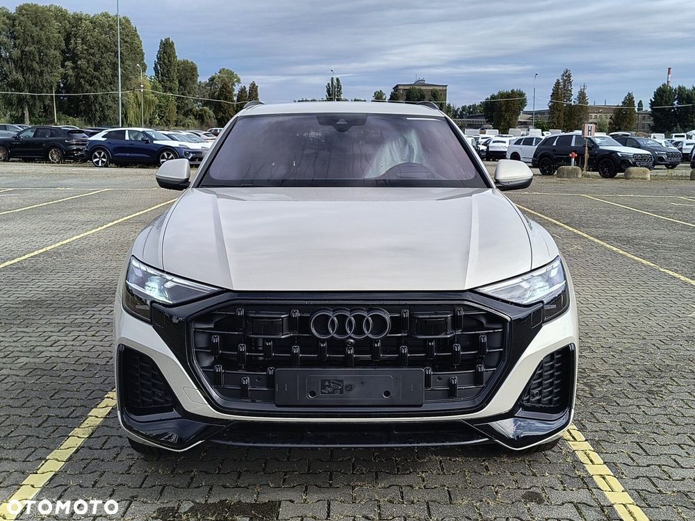 Audi Q8 - 17