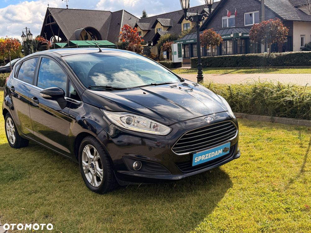 Ford Fiesta 2013 photo 2