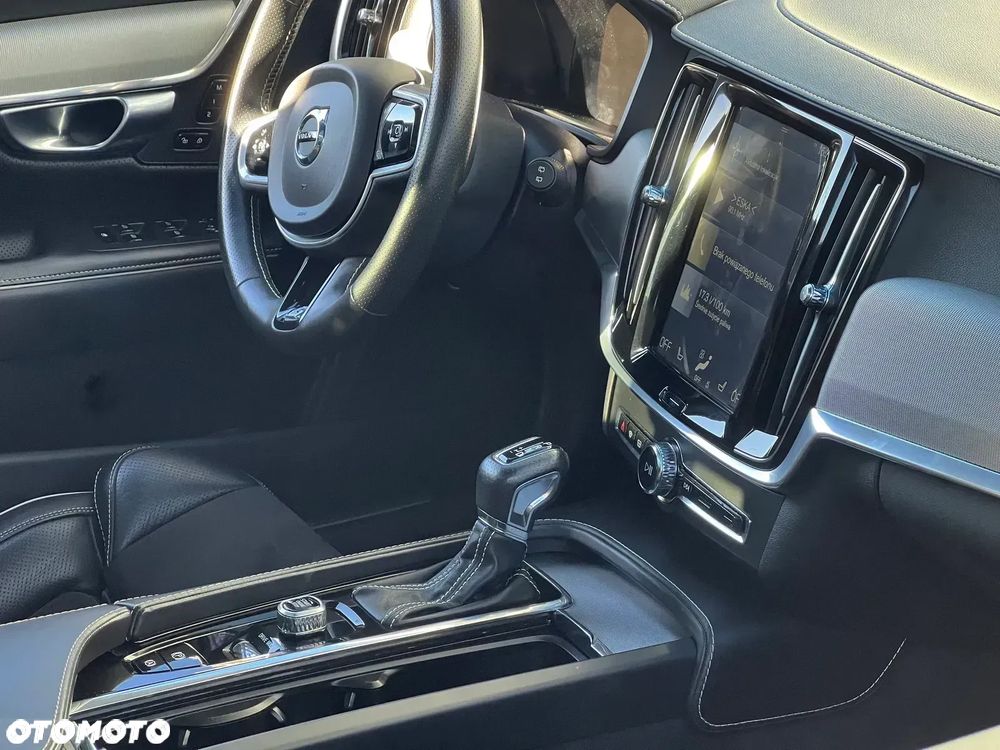 Volvo V90 D5 AWD Geartronic Inscription - 17