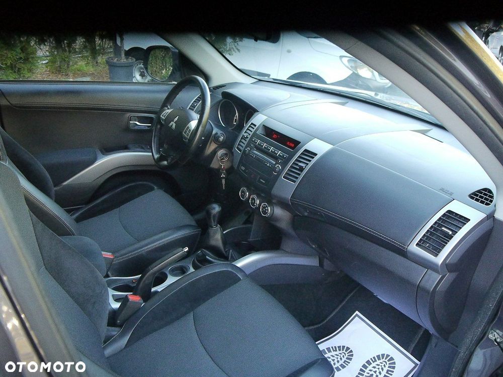 Mitsubishi Outlander 2.0 2WD Edition - 21