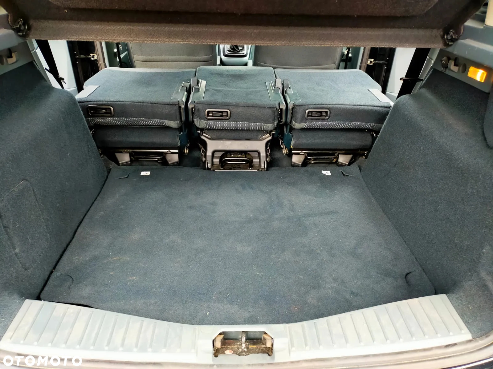 Ford C-MAX 1.6 EcoBoost Start-Stop-System Champions Edition - 33